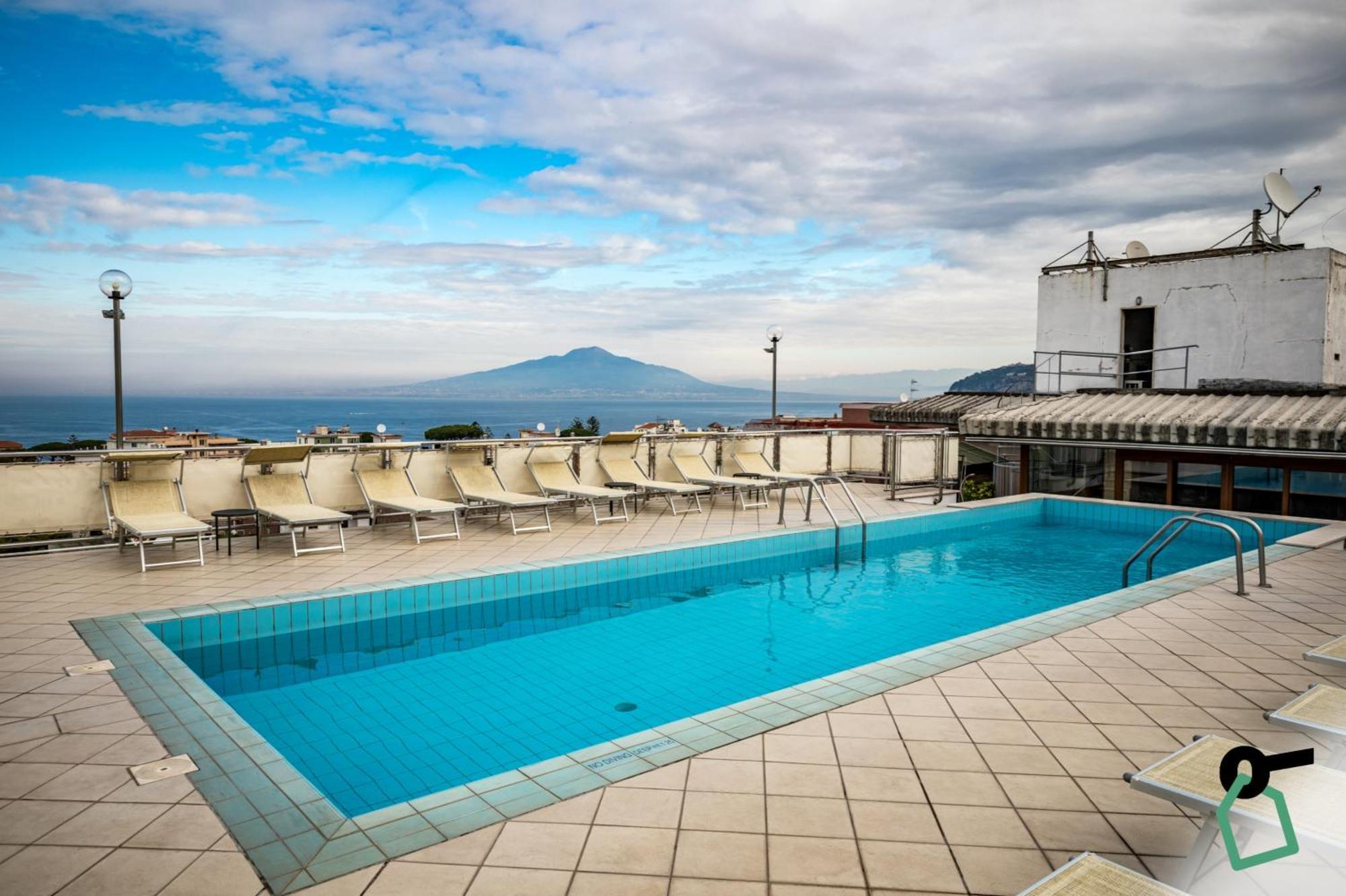 Hotiday Hotel Península Sorrentina Exterior foto